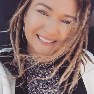 Meet your Posher, Beata